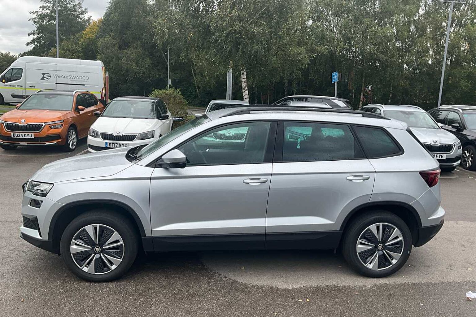 SKODA KAROQ 1.0 TSI SE Drive 5dr