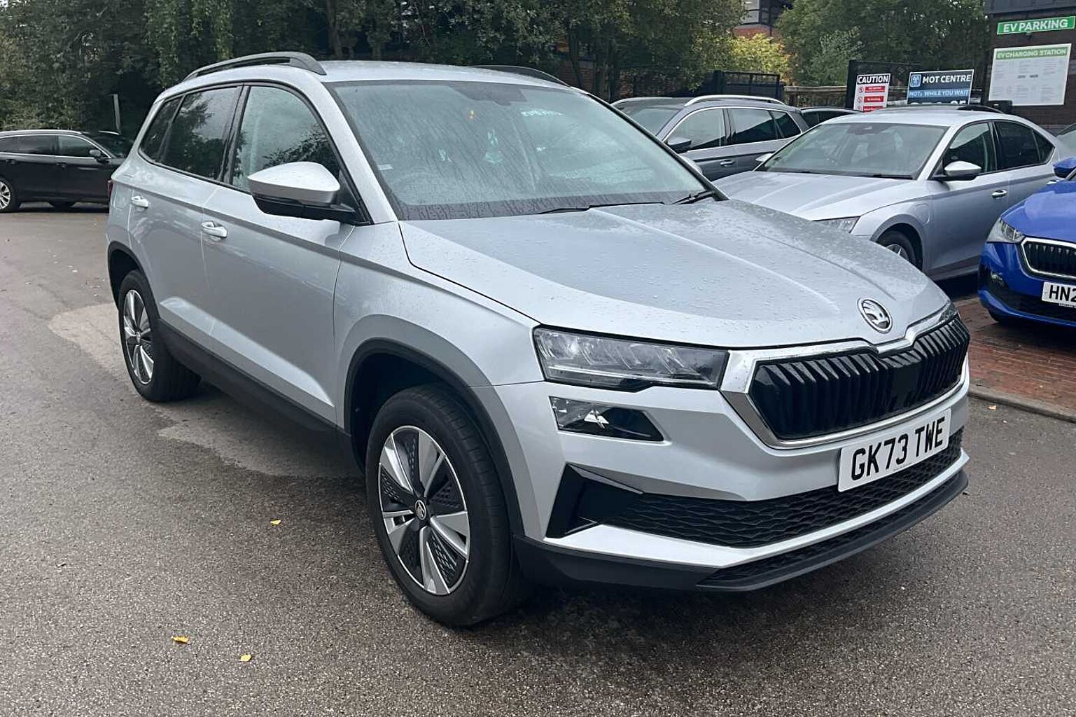 SKODA KAROQ 1.0 TSI SE Drive 5dr