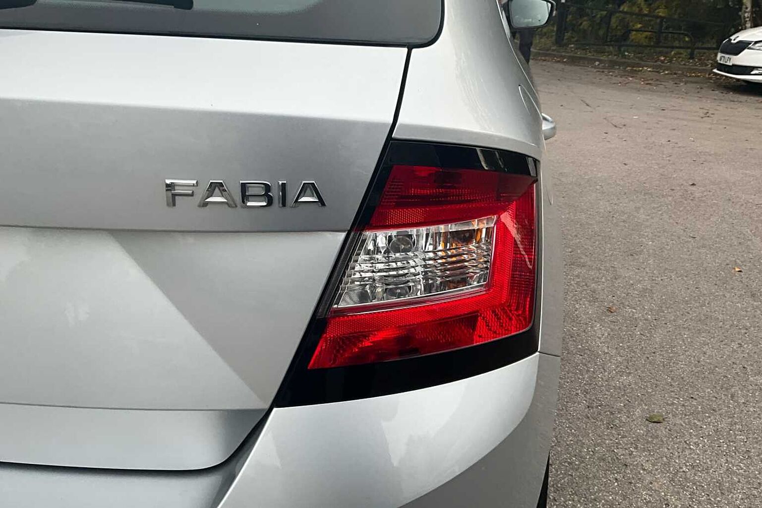 SKODA FABIA 1.0 TSI 110 SE L 5dr DSG