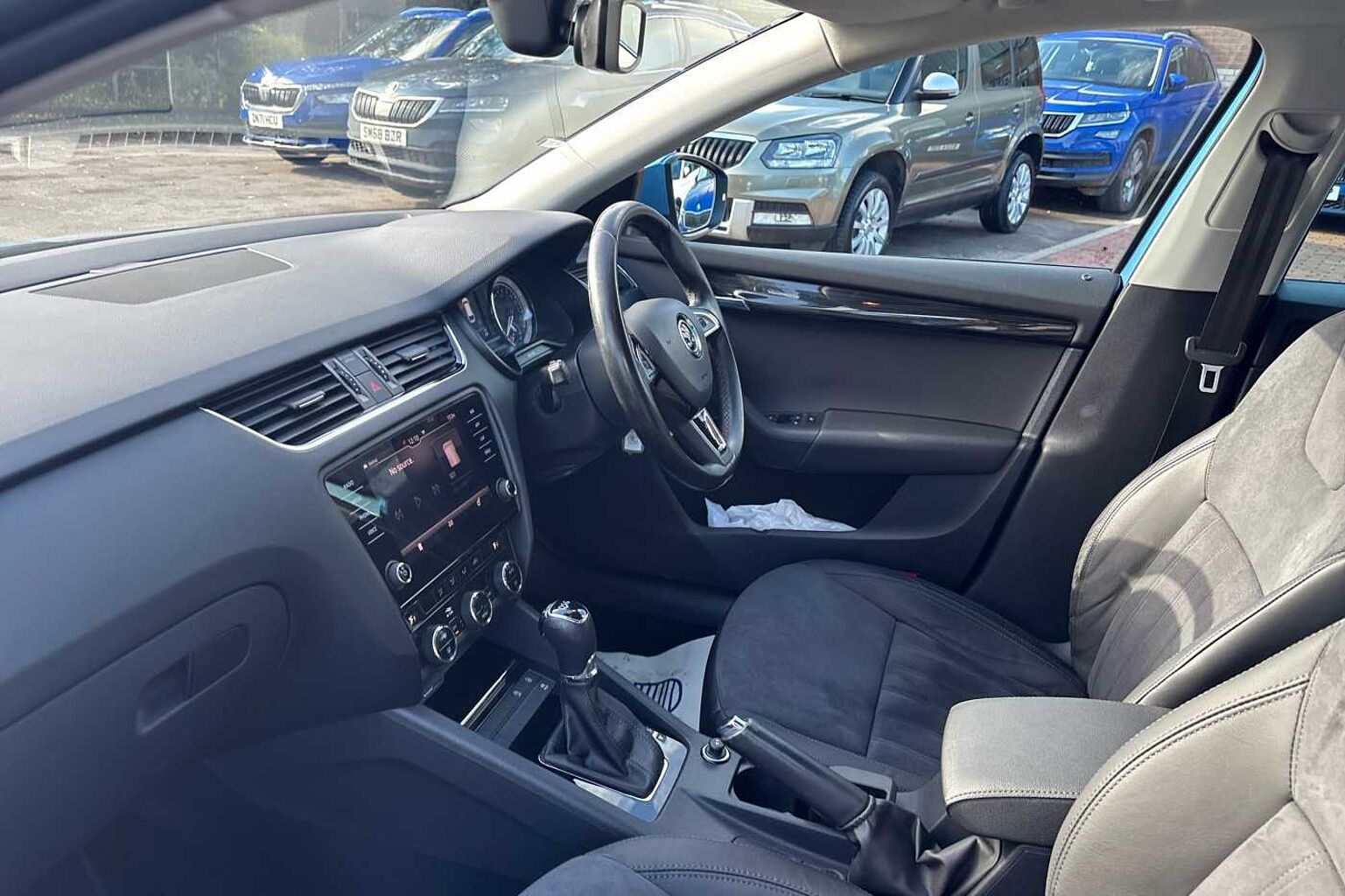 SKODA OCTAVIA 1.5 TSI SE L 5dr DSG