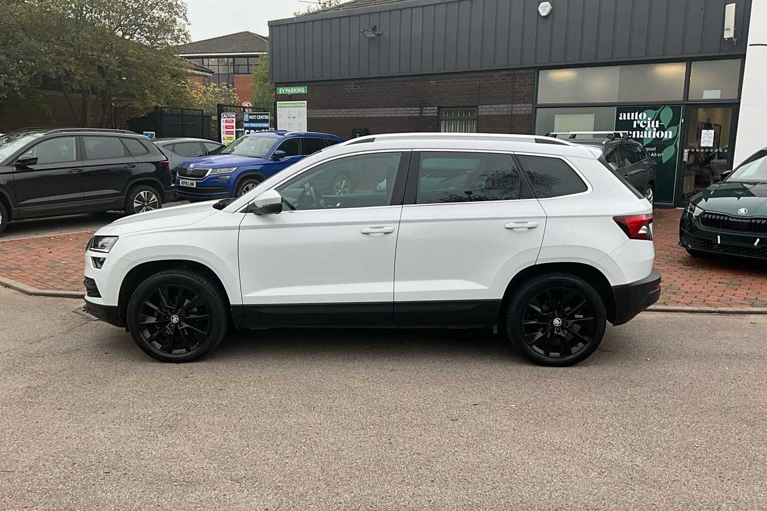 SKODA KAROQ 1.5 TSI SE L 5dr